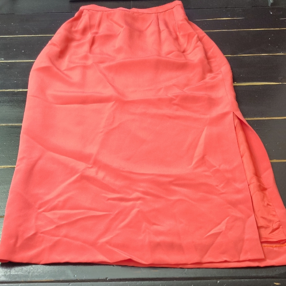 Maggy London ***VINTAGE**" Vibrant Coral 🪸 🪸 🪸 🪸 🪸 🪸 🪸 🪸 🪸 🪸Maxi Skirt